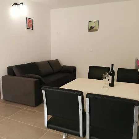 Darinka Apartment