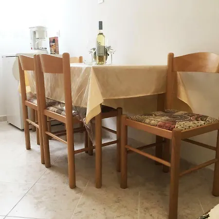 Darinka Apartment *