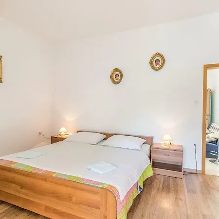 Darinka Apartment *